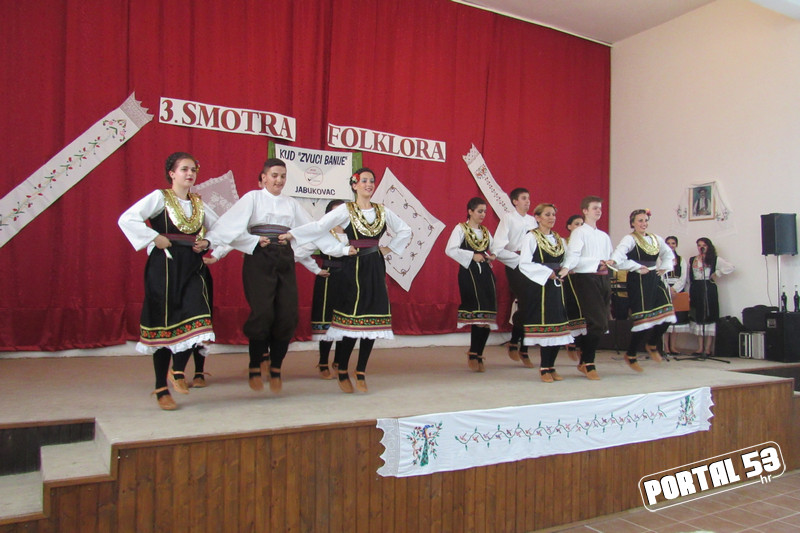 Smotra_folklora_u_Jabukovcu_38.jpg