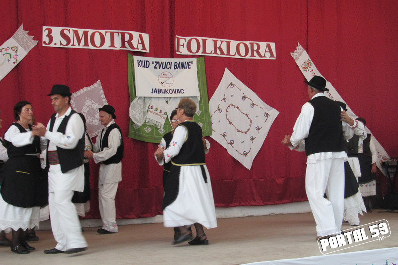 Smotra_folklora_u_Jabukovcu_43.jpg