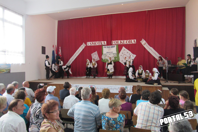 Smotra_folklora_u_Jabukovcu_47.jpg