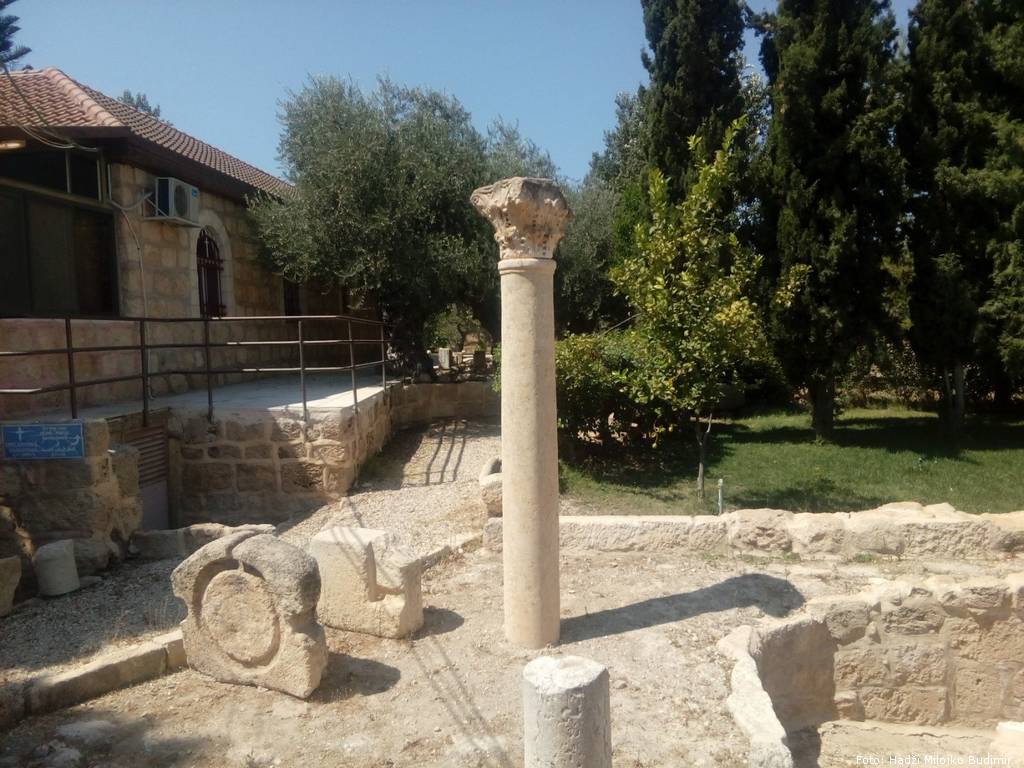 Ostaci bazilike iznad pećine u Polju pastira i maslina iz vremena Isusa Hrista