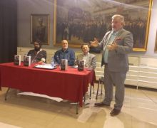 nebojsa-kuzmanovic-pozdravla-ucesnike-programa-i-publiku.jpg
